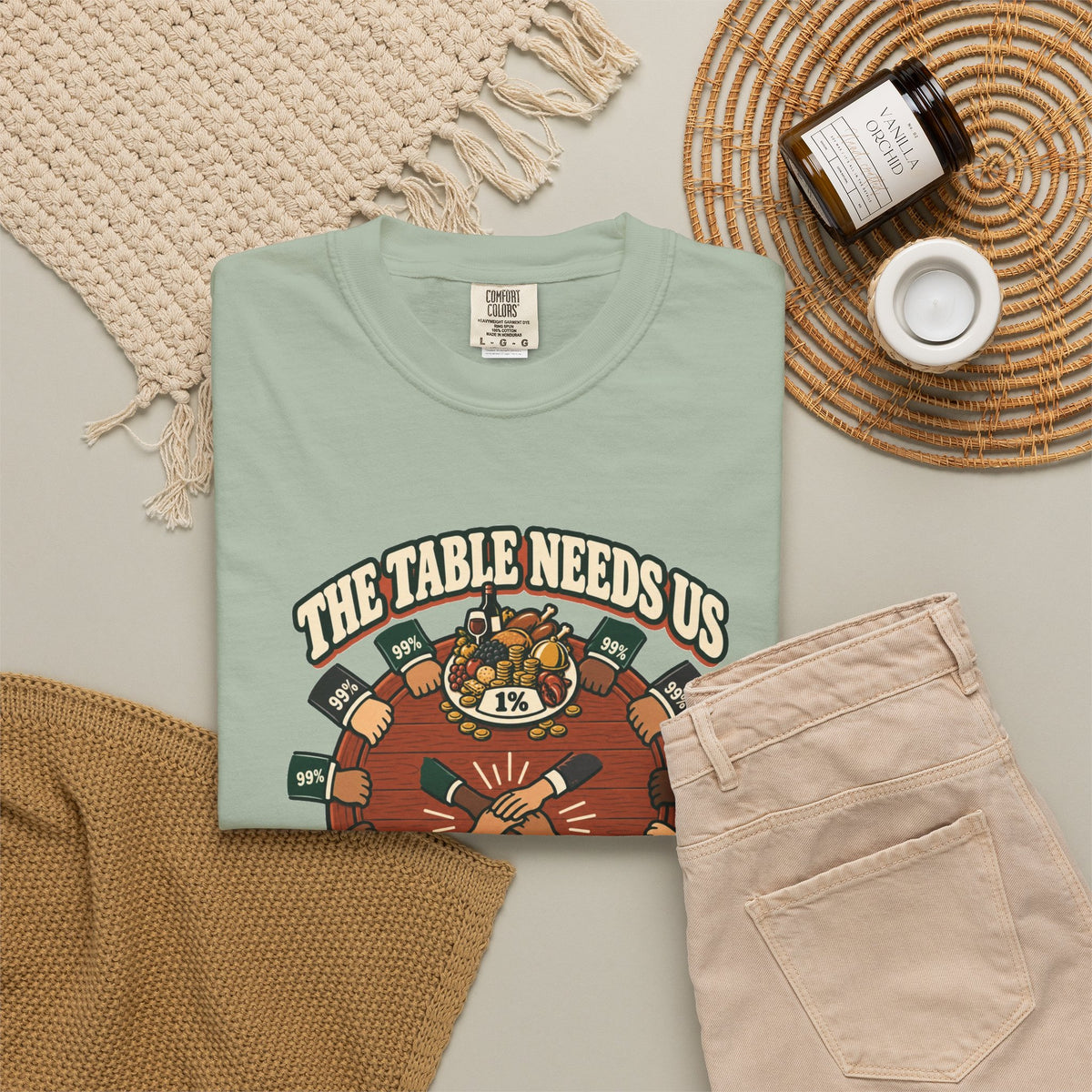 T-shirt message social « The Table Needs Us »