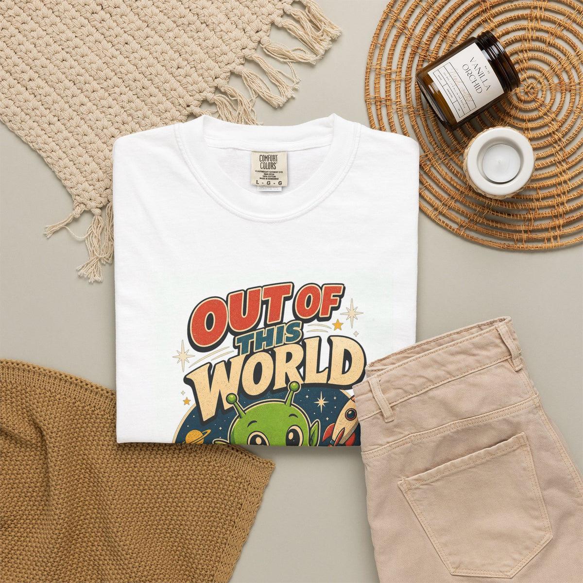 T-shirt rétro humour « Out of This World »
