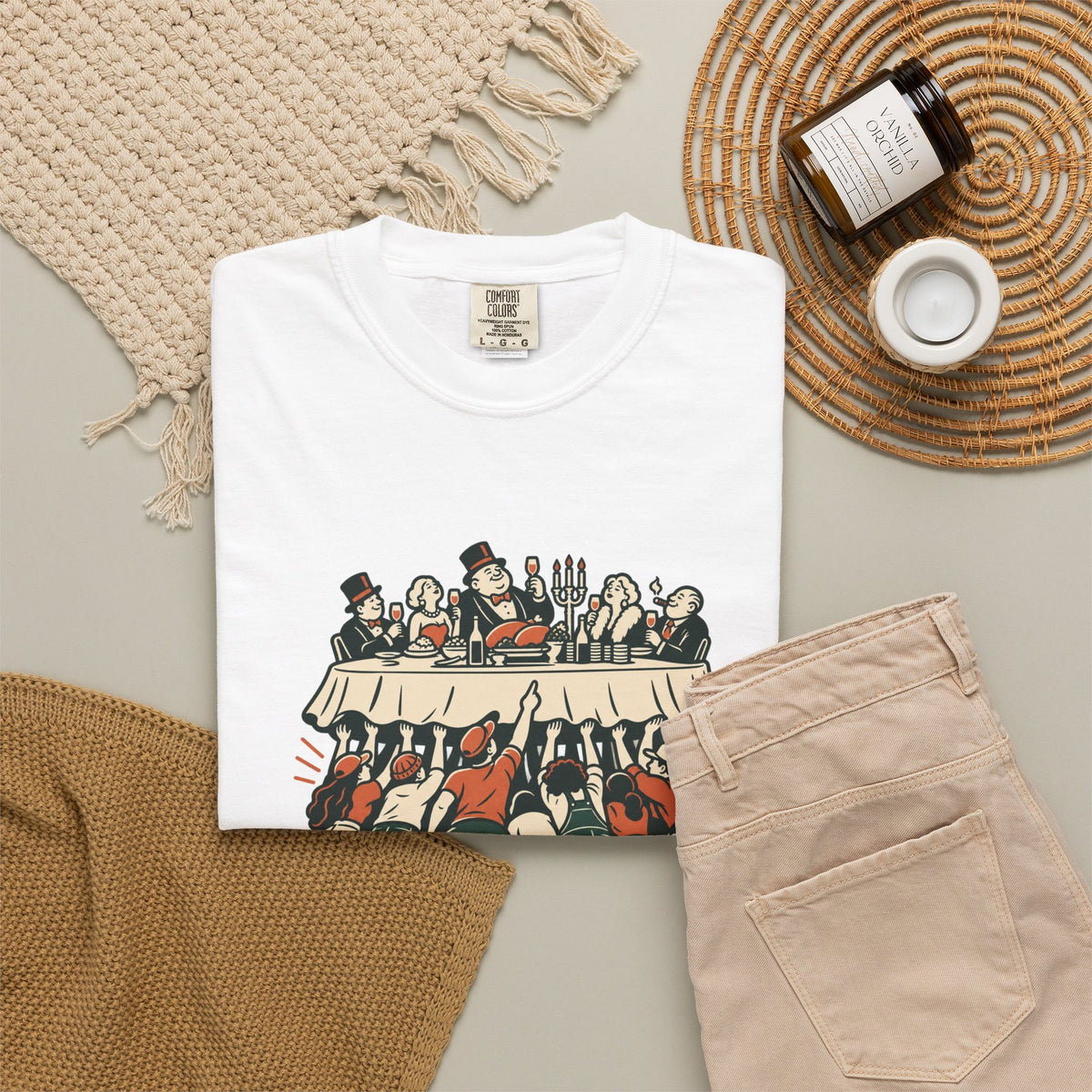 T-shirt message social « We Are the Foundation »
