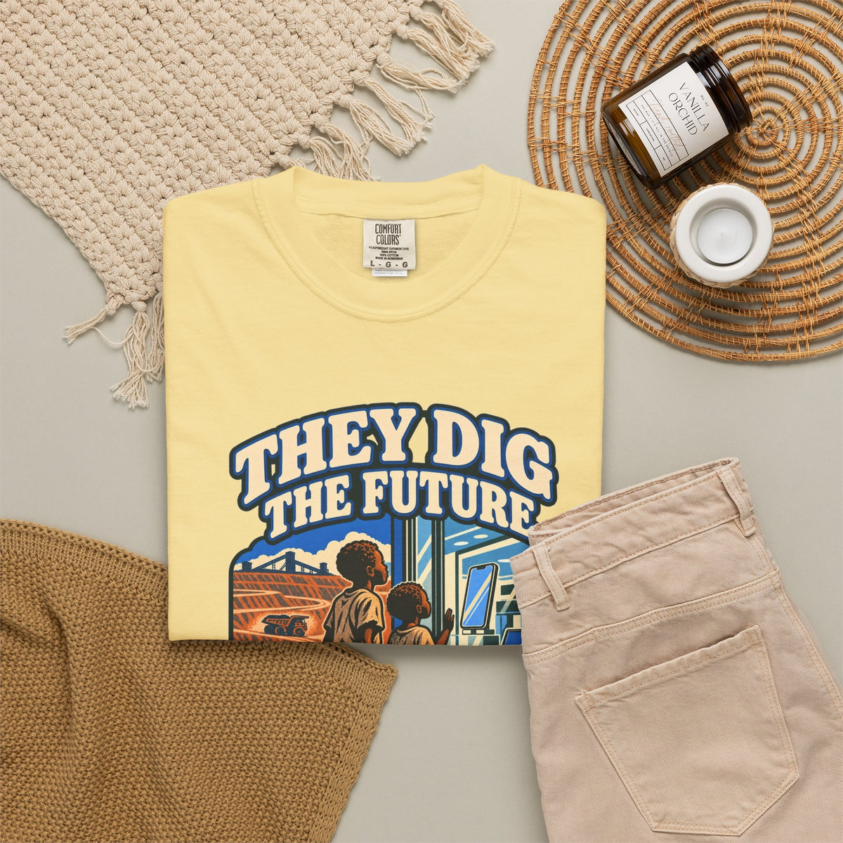 T-shirt message social « They Dig the Future »