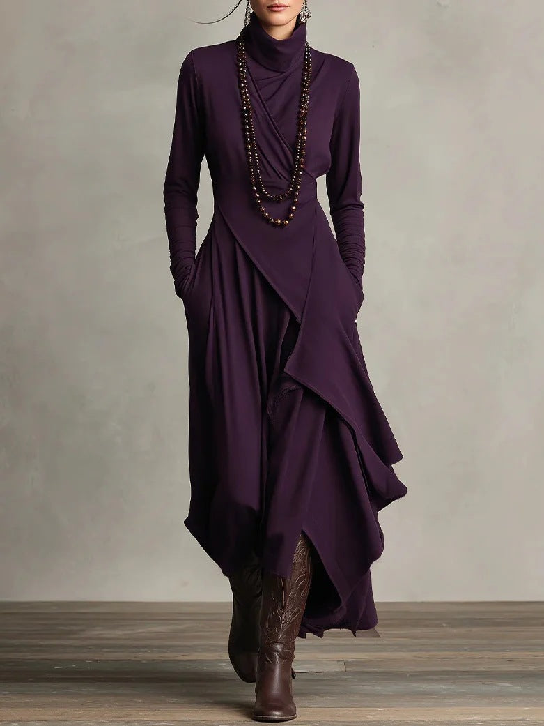 Robe moulante col haut violette, portée, vue de face