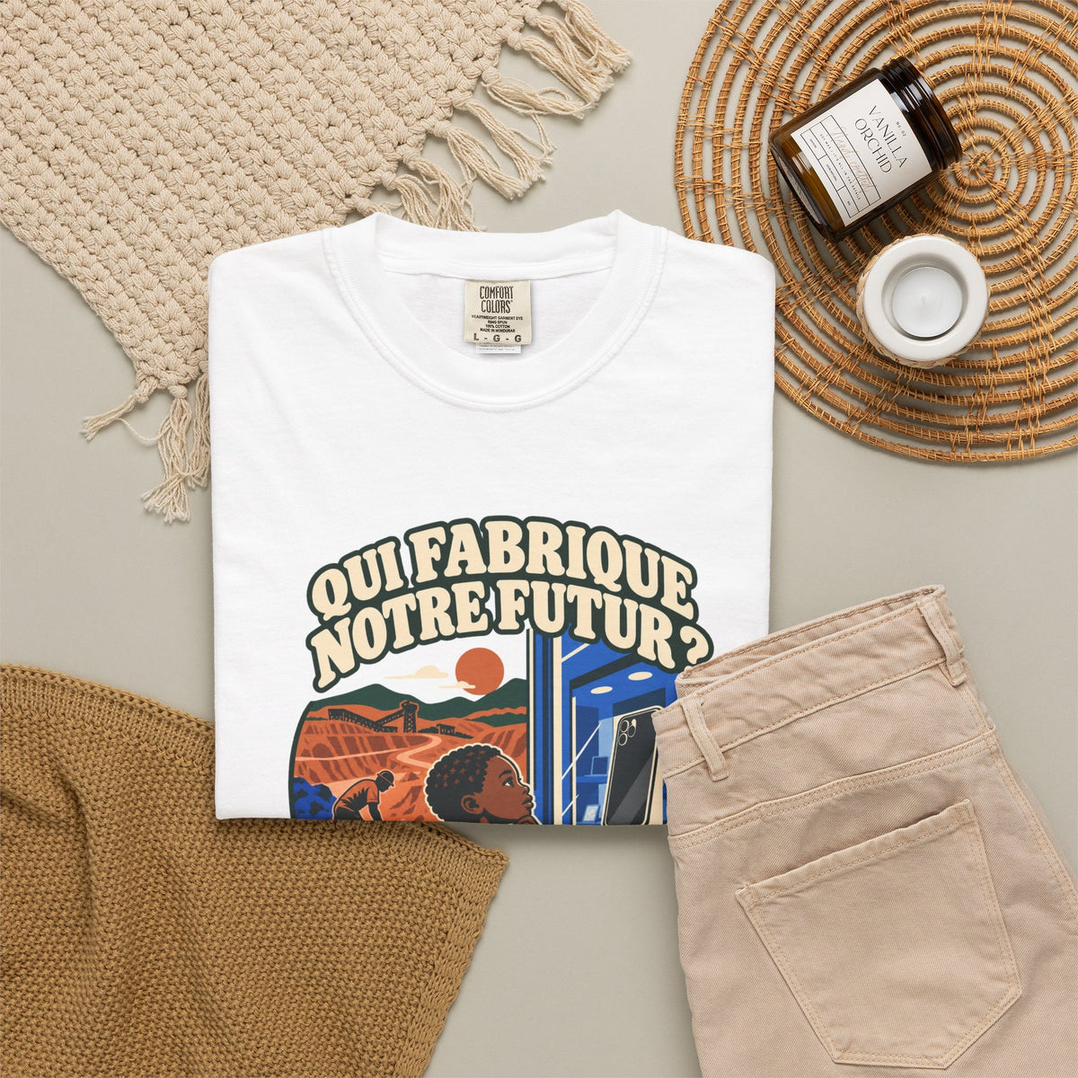 T-shirt message social « Qui fabrique notre futur? »
