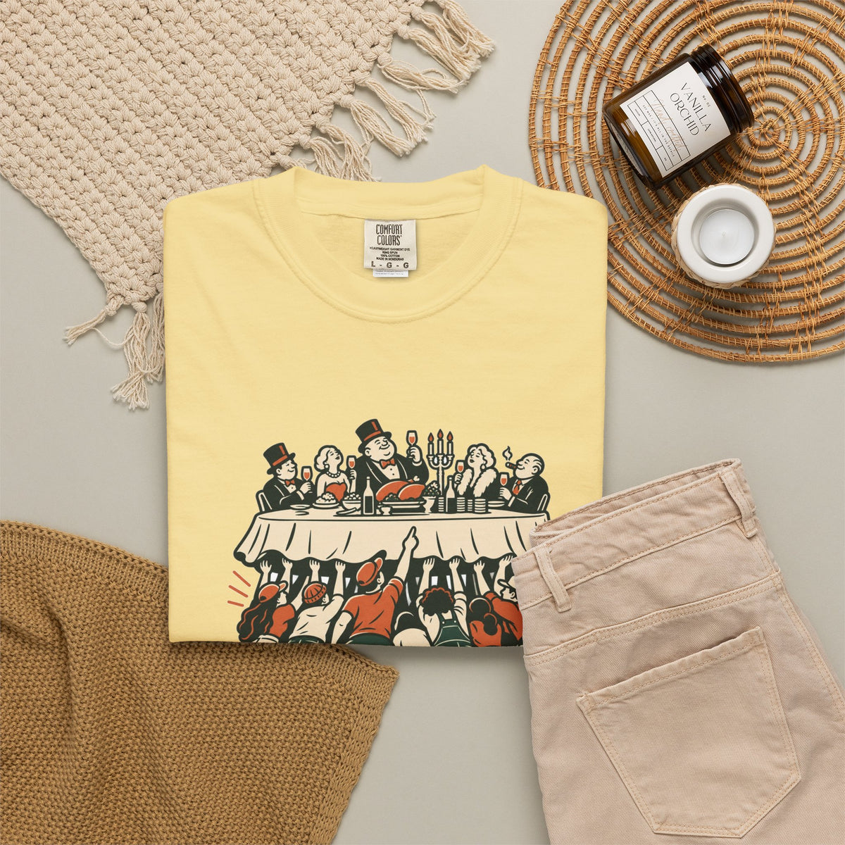T-shirt message social « We Are the Foundation »