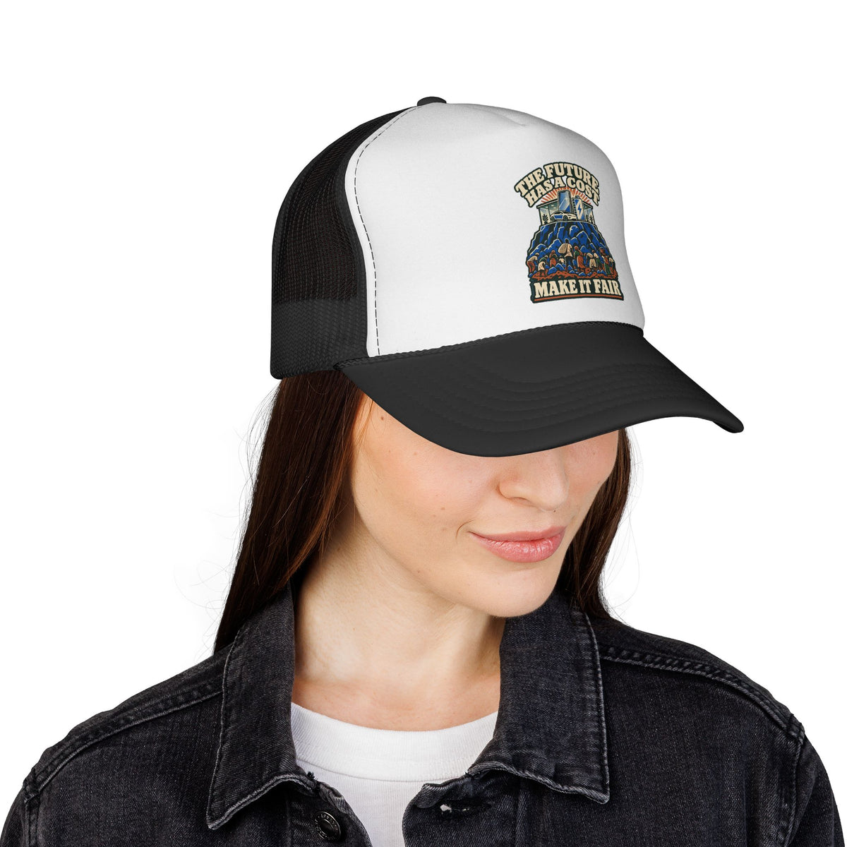 Casquette trucker message social « The Future Has a Cost »