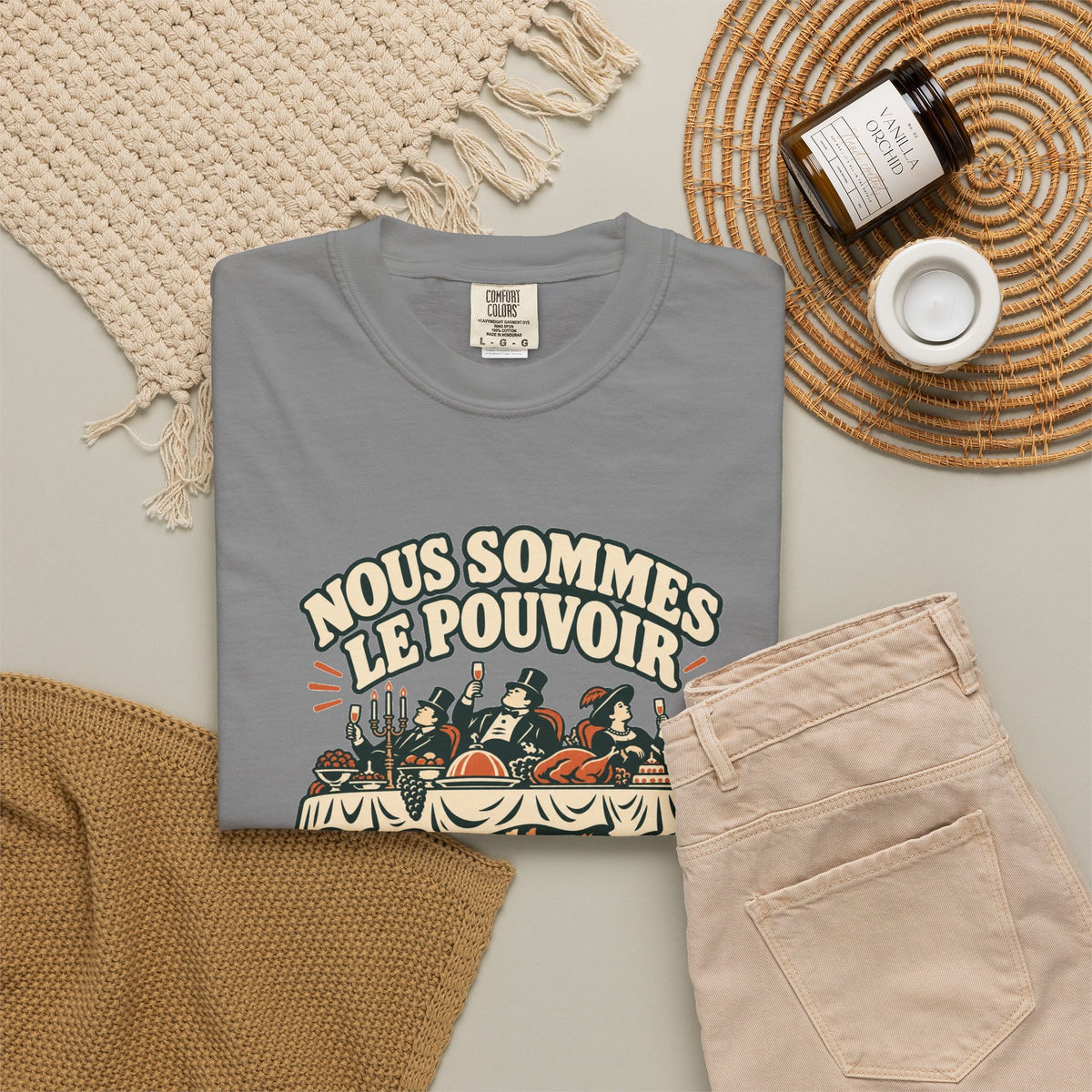 T-shirt message social « Nous sommes le pouvoir »