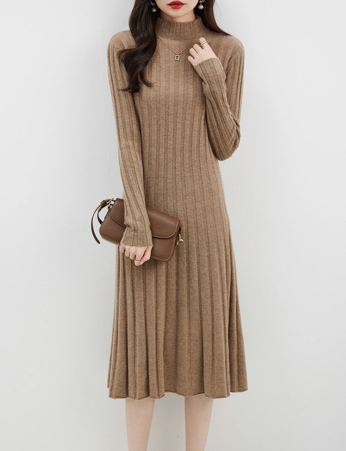 Robe pull col roulé en mérinos – Femme