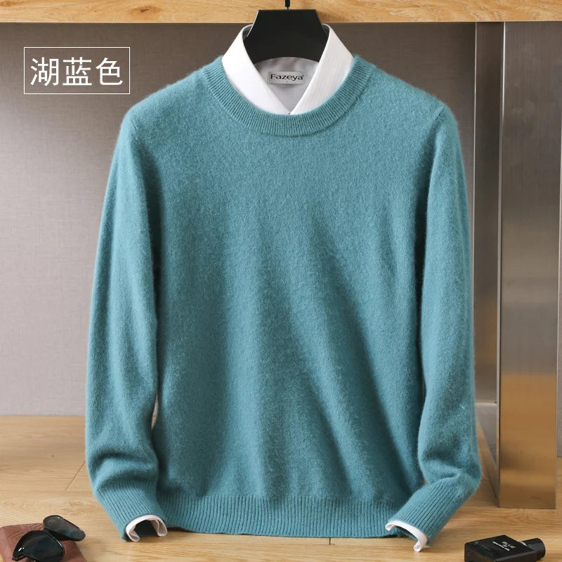 Pull en tricot bleu lac à col rond, sur cintre avec accessoires, vue de face