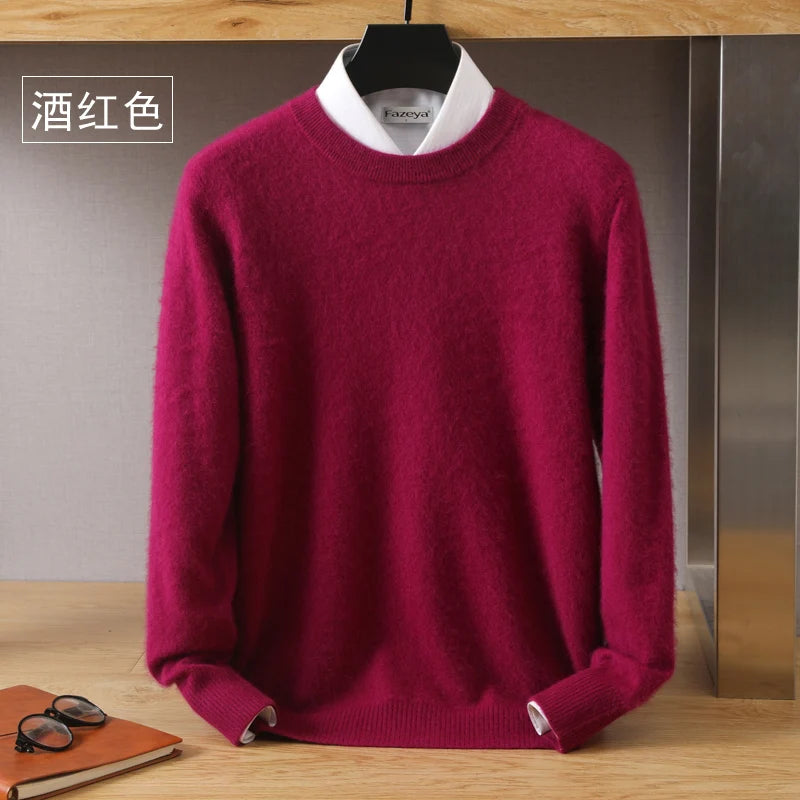 Pull en tricot bordeaux à col rond, sur cintre, vue de face