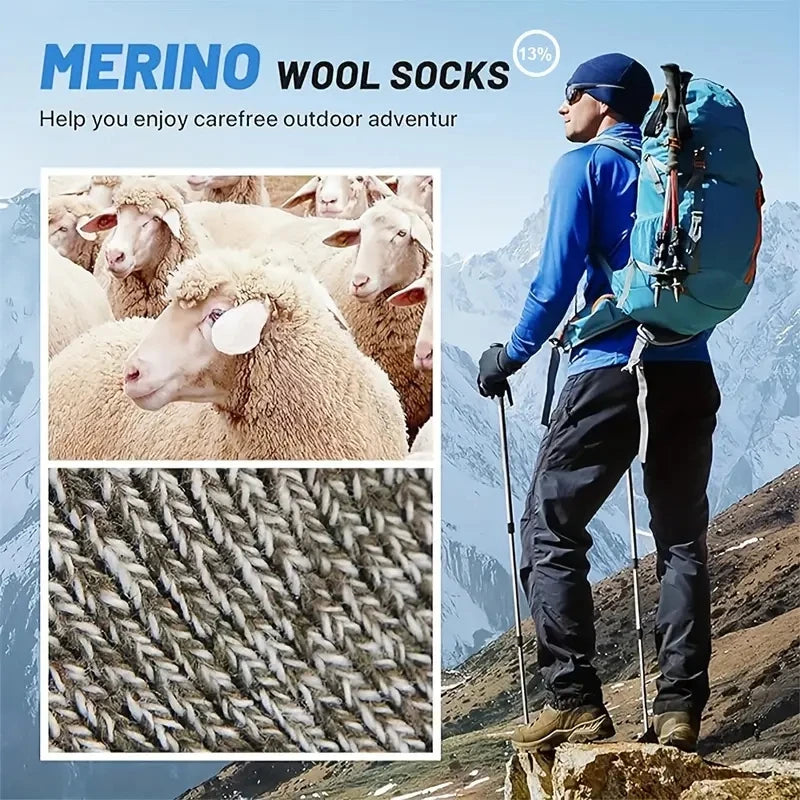 Visuel chaussettes en laine mérinos, randonneur en montagne, moutons et détail du tricot
