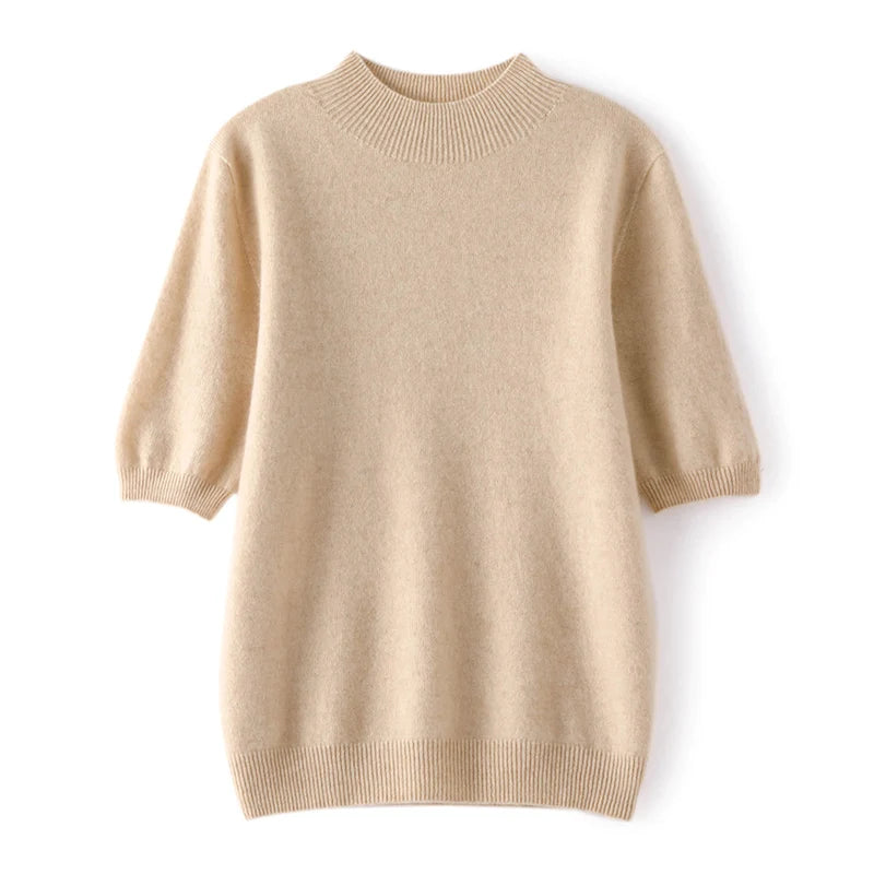Pull en cachemire beige à col mi-montant, à plat, vue de face